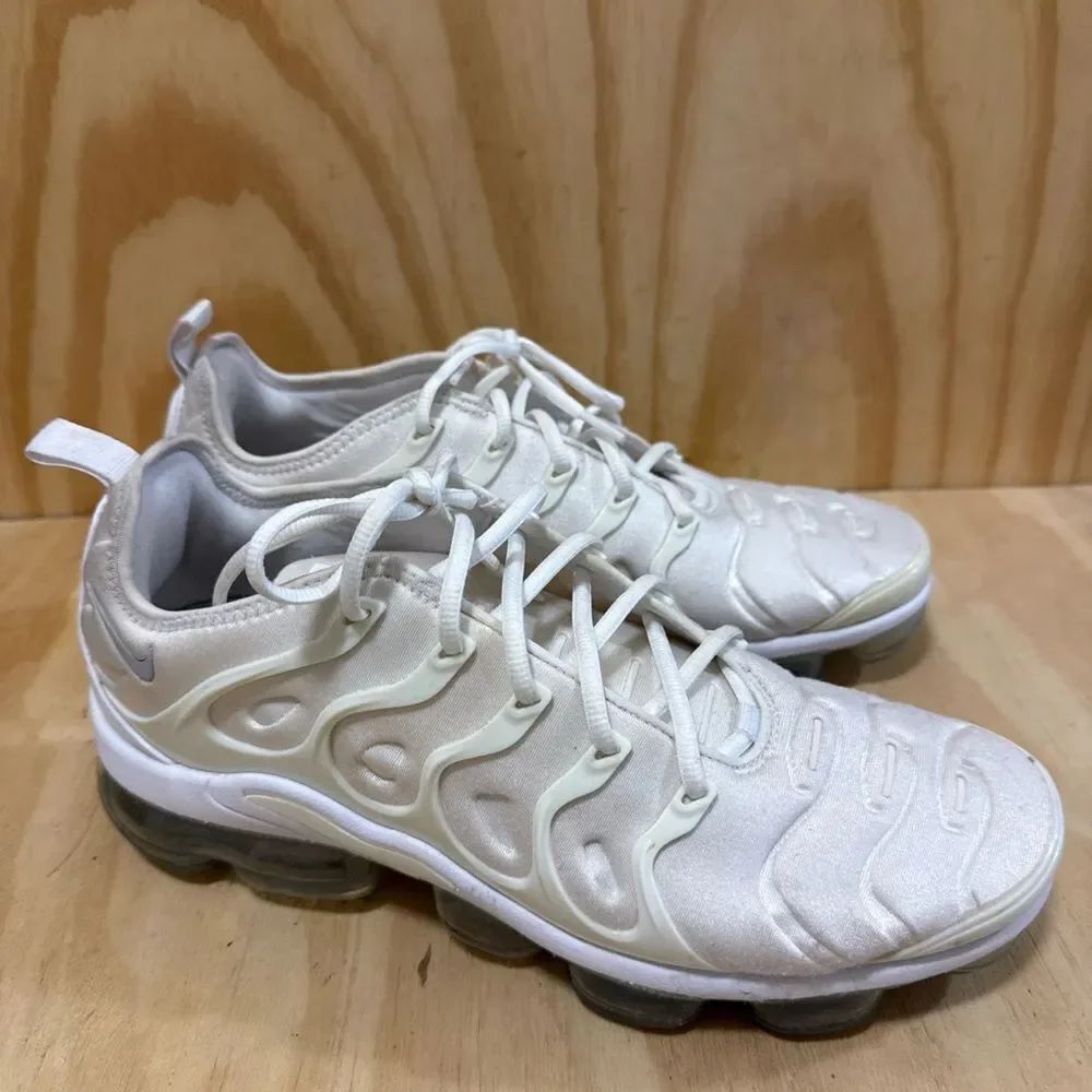 RARE🔥 Nike Air Vapormax Plus White Pure Platinum Men's Shoes SZ 10.5 924453-100
